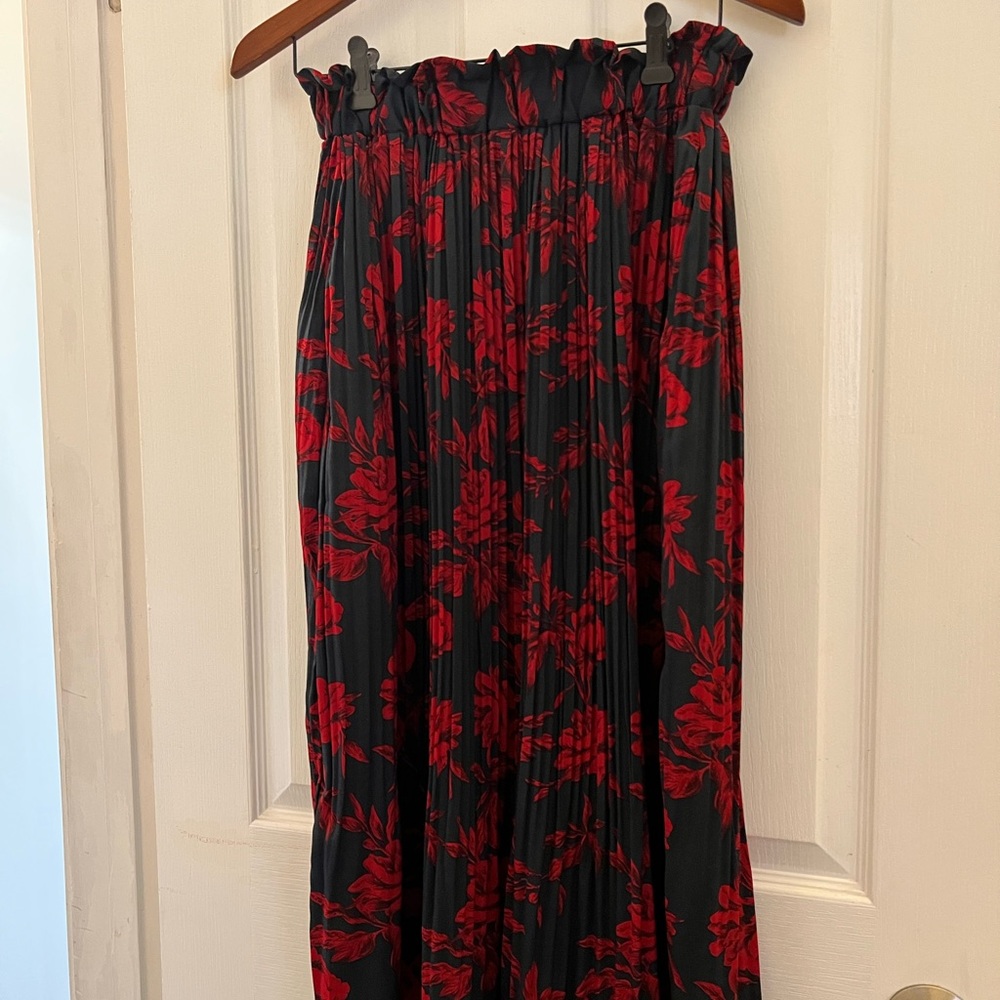Exlura skirt, mid-calf, elastic waist
